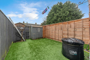 Photo 18- click for photo gallery